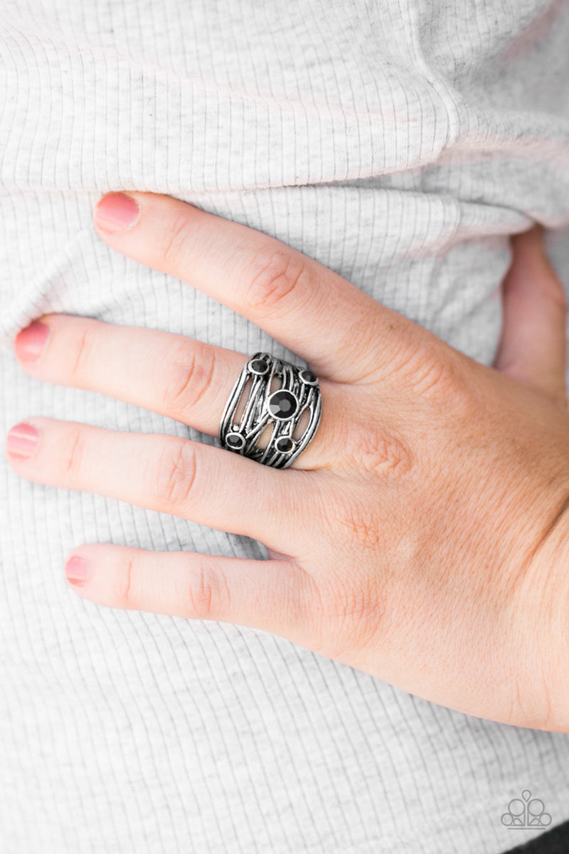Sparkle struck top black ring paparazzi