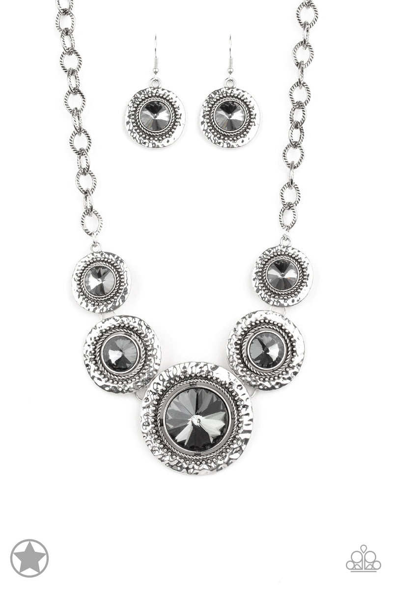 Paparazzi - Global Glamour- Silver Necklace | Fashion Fabulous