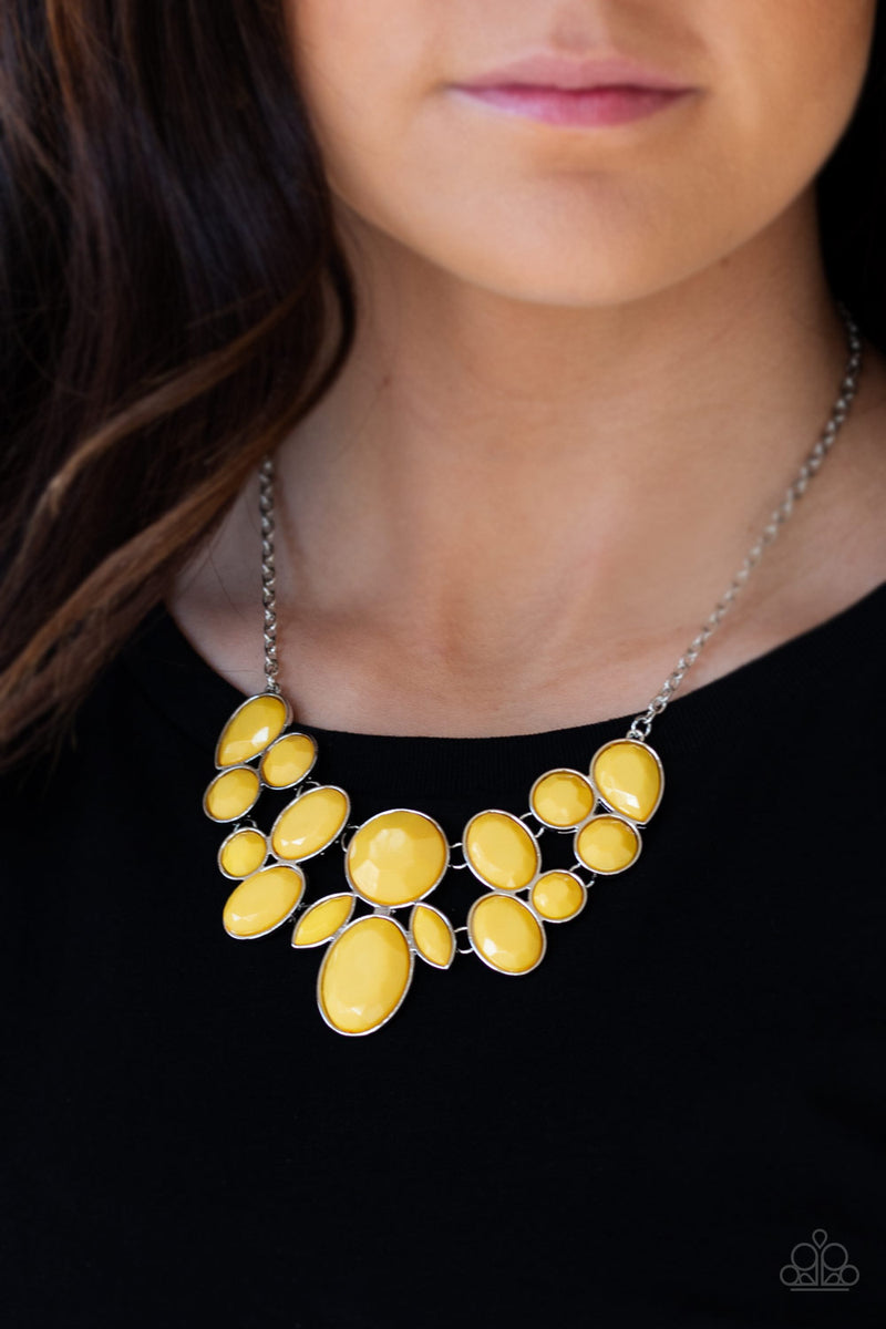 Demi diva red paparazzi necklace discount