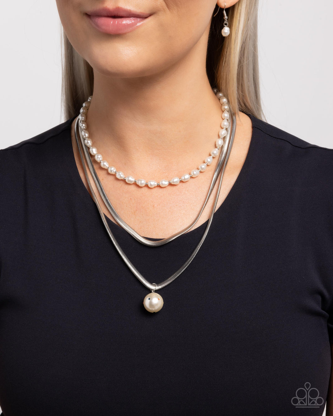 Paparazzi - Flourishing Finale - Multi Necklace