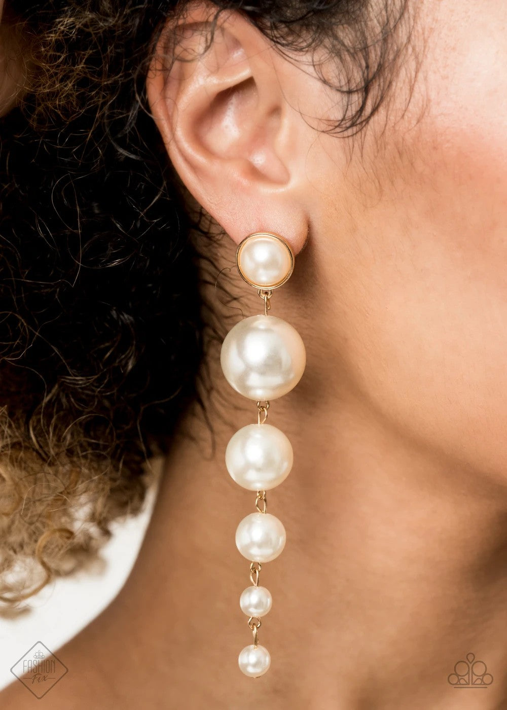 Paparazzi-Living A Wealthy Lifestyle - White Pearl Earring - Paparazzi Accessories