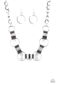 Big Hit - Silver Necklace - -Paparazzi Accessories - Paparazzi Accessories