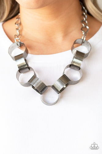 Big Hit - Silver Necklace - -Paparazzi Accessories - Paparazzi Accessories