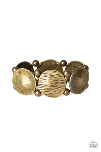 Boldly Basic - Brass Bracelet -Paparazzi Accessories - Paparazzi Accessories