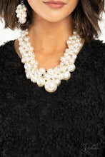 Load image into Gallery viewer, Paparazzi Paparazzi - Regal Zi Collection Pearl Necklace Necklaces