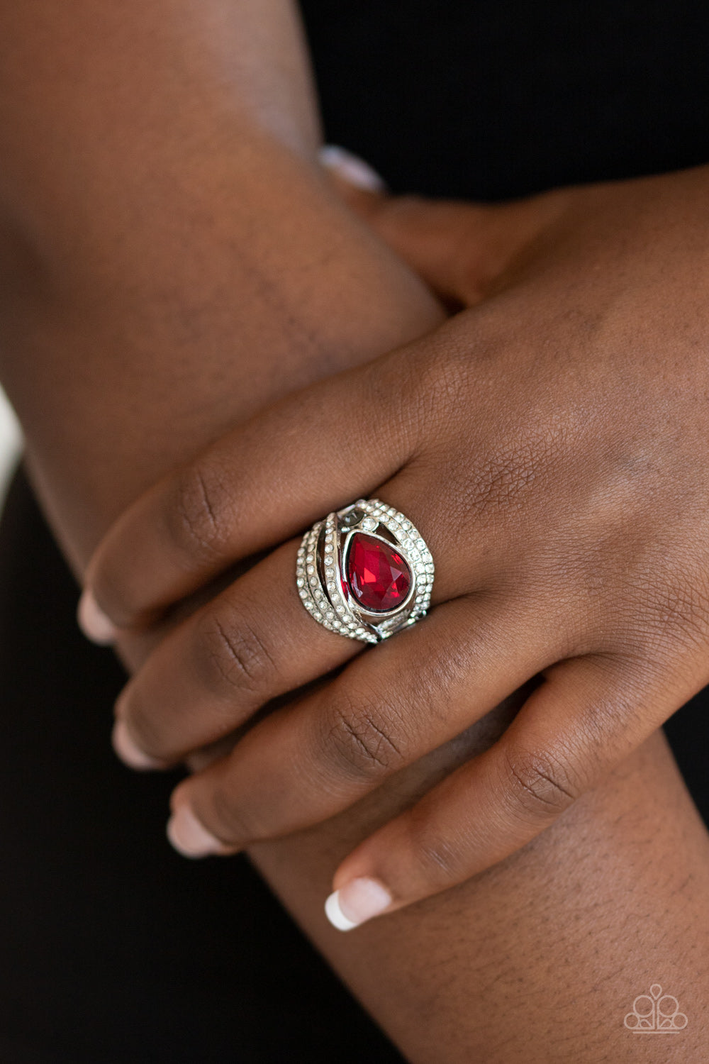 Red rhinestone online ring paparazzi