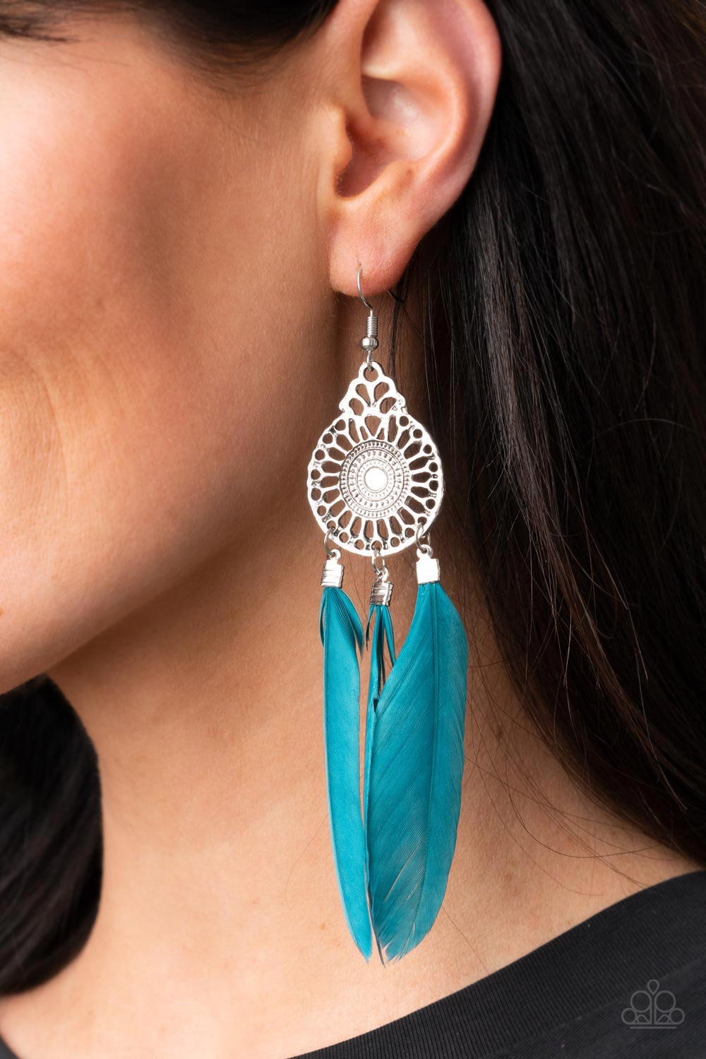 Paparazzi blue store feather earrings