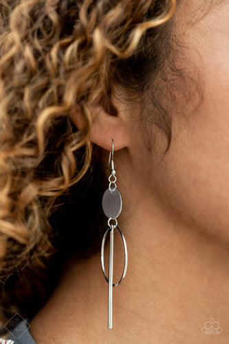 Paparazzi Paparazzi - Harmoniously Balanced - Silver Earrings Jewelry