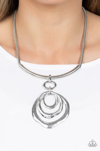 Paparazzi - Forged in Fabulous - Silver Necklace