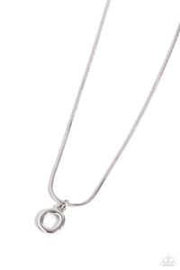 Paparazzi - Seize the Initial - Silver - O Necklace
