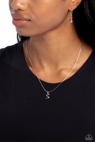 Paparazzi - Seize the Initial - Silver - S Necklace