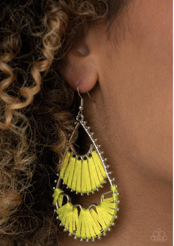 Paparazzi Paparazzi - Samba Scene  -Yellow Earrings Earrings