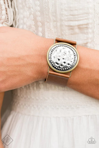 Paparazzi - Hold On To Your Buckle - Brown Bracelet