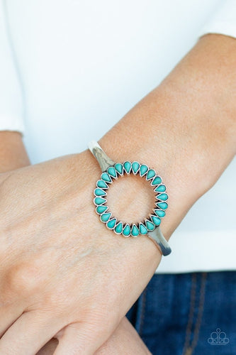 Paparazzi Paparazzi - Divinely Dessert - Blue Bracelet Bracelets